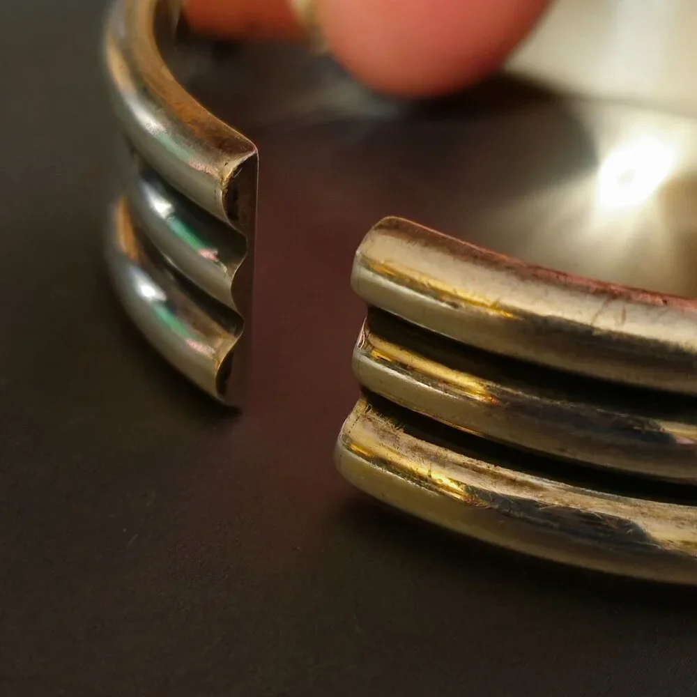 925 Sterling Silver Ribbed Hinged Clamper Bangle Bracelet Modernist Jewelry 51g - Picture 4 of 14